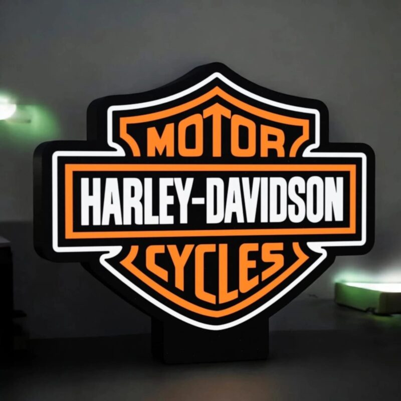 Led de logo Harley-Davidson illuminé, décoration lumineuse originale 3D pour moto et fan de Harley, design personnalisé en impression 3D avec éclairage LED, idéal pour un cadeau ou une déco de garage.