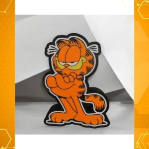Figurine 3D de Garfield avec expression moqueuse, conçue pour lampe LED, création lumineuse 3D originale, idéale pour décoration ou cadeau, réalisée par Infinity 3D Print.