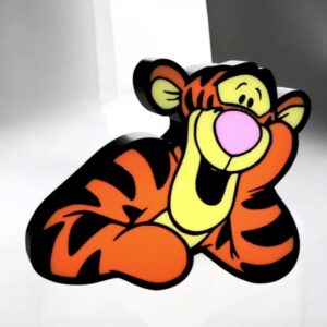 Lumière LED 3D de Tigtor en forme de Tigrou lumineux, décoratif, avec éclairage coloré, idéal pour la décoration intérieure et comme lampe d'ambiance amusante, réalisée par Infinity 3D Print.