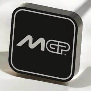 Miroir LED personnalisé avec logo MGP en impression 3D, création lumineuse et moderne, idéale pour décoration intérieure ou affichage d'entreprise.