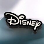 3. Logo Disney en 3D lumineux, création originale en impression 3D avec éclairage LED pour une décoration moderne et personnalisée.