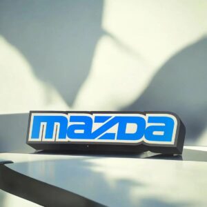 LED lumineuse Mazda en 3D, création personnalisée, design lumineux et moderne pour décoration intérieure ou auto, fabriquée par Infinity 3D Print.