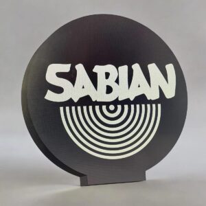 Sablon lumineux 3D, lampe LED design avec nom personnalisé, création unique en impression 3D pour décoration intérieure moderne.