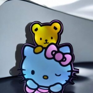 Paire de lampes LED 3D en forme de Hello Kitty et Ourson, créatrices de lumières multicolores, parfaites pour une décoration ludique et lumineuse pour enfants ou fans de personnages kawaii.