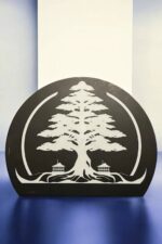 Hautement détaillée, décoration en forme d'arbre avec deux petites maisons en bas, conçue en impression 3D, idéale comme lampe LED lumineuse pour décoration intérieure ou extérieure.