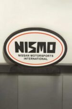 Nismo logo custom LED lamp 3D printing décoration moderne pour voiture ou intérieur.