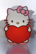 LED lampe Hello Kitty avec cœur lumineux, création lumineuse 3D, décoration mignonne et originale, idéale pour chambre d’enfant ou décoration intérieure, lampe LED design personnalisée.