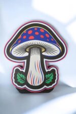 Panneau décoratif en forme de champignon 3D avec couleurs vives, créé par Infinity 3D Print, parfait pour une décoration lumineuse et originale, éclairage LED intégré.