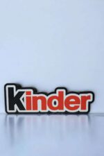 Kinder lampe LED 3D, création lumineuse en impression 3D, décoration enfant, cadeau original, éclairage doux, intérieur design, lumière LED innovante, décoration chambre enfant, objet lumineux 3D, artisanat numérique, art lumineux enfant, équipement maison, décoration moderne, gadget original, cadeau personnalisé, résidence chaleureuse, ambiance cosy.