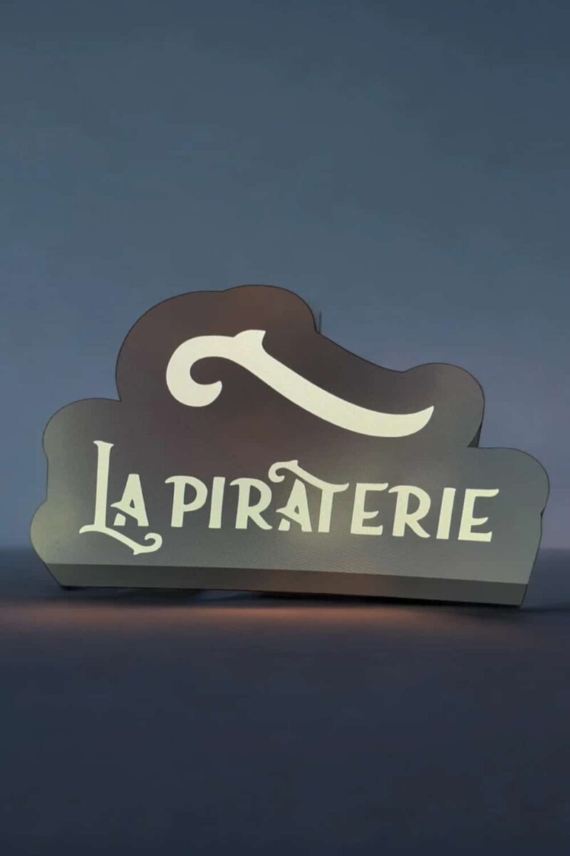 Lampe LED en forme de panneau "La Pâtisserie" avec éclairage intérieur, décoration lumineuse originale pour cuisine ou salon, création lumineuse 3D par Infinity 3D Print.