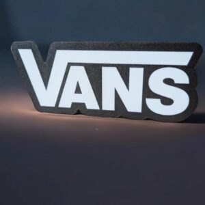 Vans logo en panneau lumineux LED 3D, design moderne avec éclairage blanc, idéal pour décoration intérieure ou boutique, fabriqué avec technologie d'impression 3D, esthétique et lumineux.