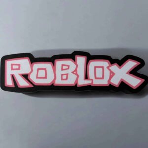 Roblox logo en 3D imprimé avec technologie d'impression 3D, création lumineuse LED, décoration personnalisée, design coloré pour gamers et fans de jeux vidéo.