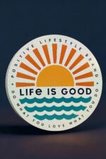 lampe led life is good . La vie est belle, fais ce que tu aimes.