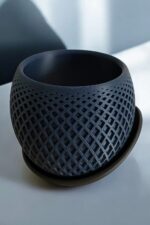 LED lampes 3D imprimées en résine avec design innovant, parfaites pour la décoration lumineuse et moderne, réalisées par Infinity 3D Print, création lumineuse unique en son genre.