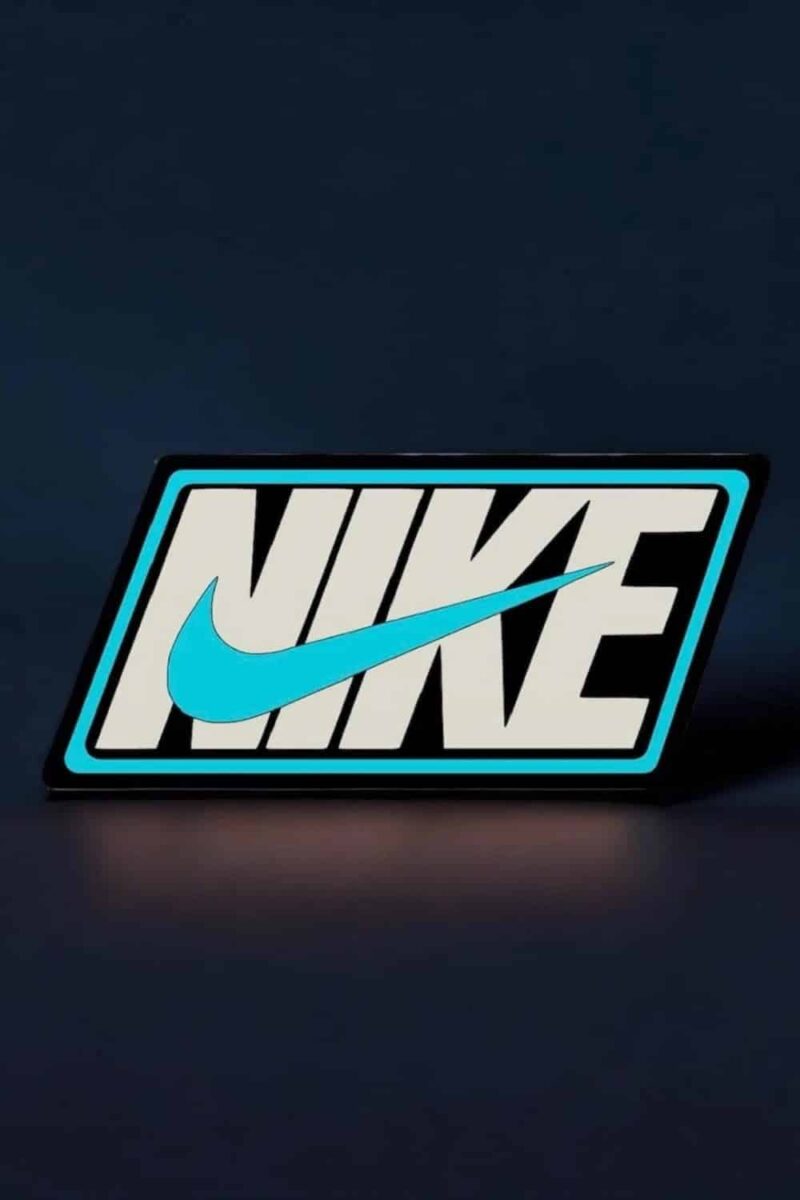 LED logo Nike fluorescente, affiche lumineuse 3D, création personnalisée, design moderne, idéale pour décoration intérieure ou extérieure, lampe LED Nike.