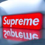 Supreme logo en LED lumineux, création lumineuse 3D réalisée par Infinity 3D Print, design original, éclairage vibrant, idéale pour décoration intérieure ou extérieure, offre une visibilité moderne et tendance.