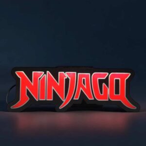 Ninjago LED lumineuse en 3D, logo coloré et rétro, créée avec impression 3D pour décoration moderne et originale.