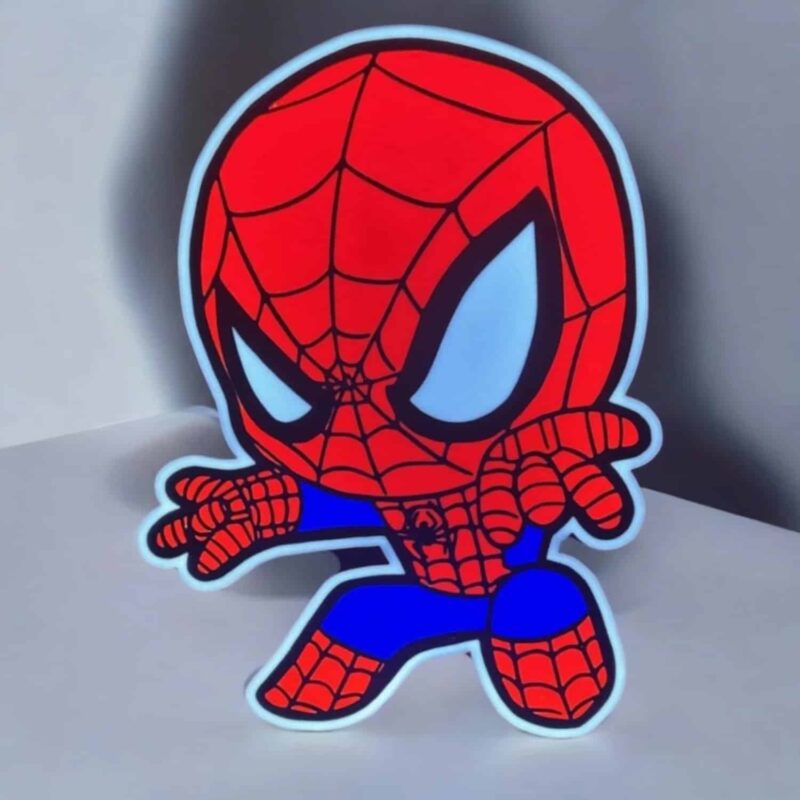 Lampe LED 3D Spiderman lumineuse pour décoration, design original et coloré, idéale pour chambre d'enfant ou collectionneur de figurines Marvel.