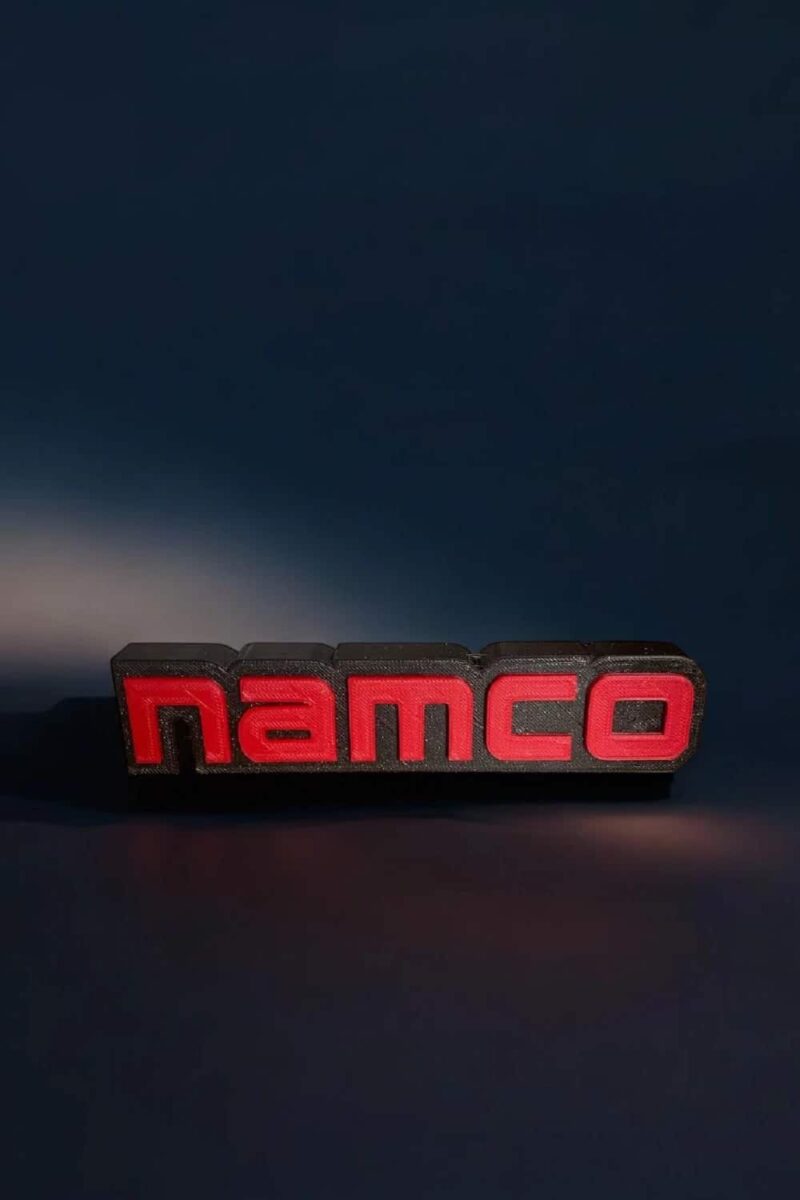 Nvidia logo en 3D imprimé avec éclairage LED rouge, création lumineuse personnalisée pour décoration ou collection.