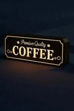 Lumineuse enseigne en bois avec inscription "Coffee" et design vintage, écran LED intégré, parfaite décoration pour café ou intérieur cosy, création artisanale 3D.