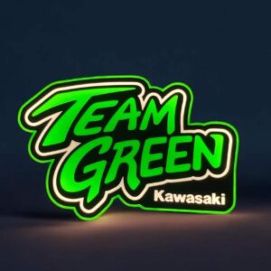 Diffuseur lumineux en 3D avec logo "Team Green Kawasaki" LED verte, parfait pour décoration ou stand d'exposition, production artisanale innovante par Infinity 3D Print.