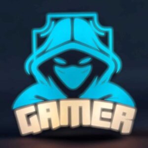 Illumination LED personnalisée représentant un héros masqué avec la inscription "GAMER" en lettres capitales, conçue avec la technologie d'impression 3D pour un effet lumineux unique.