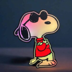 Lampe LED Snoopy en acrylique découpée au laser, éclairée par LED, créant une ambiance lumineuse douce avec un design original et ludique.