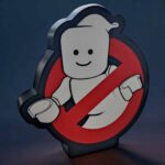Lampe 3D Ghostbusters personnalisée avec personnage cartoon, illumination LED, décoration lumineuse innovante pour intérieur, design original et moderne, création artistique en impression 3D.