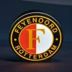 Fenerboard lumineux 3D avec logo du Feyenoord Rotterdam, éclairé par LED pour une décoration intérieure moderne.
