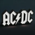 AC/DC logo en 3D avec éclairage LED, création lumineuse moderne pour décoration intérieure ou fan de musique rock. Design original et lumineux réalisé en impression 3D haute qualité.